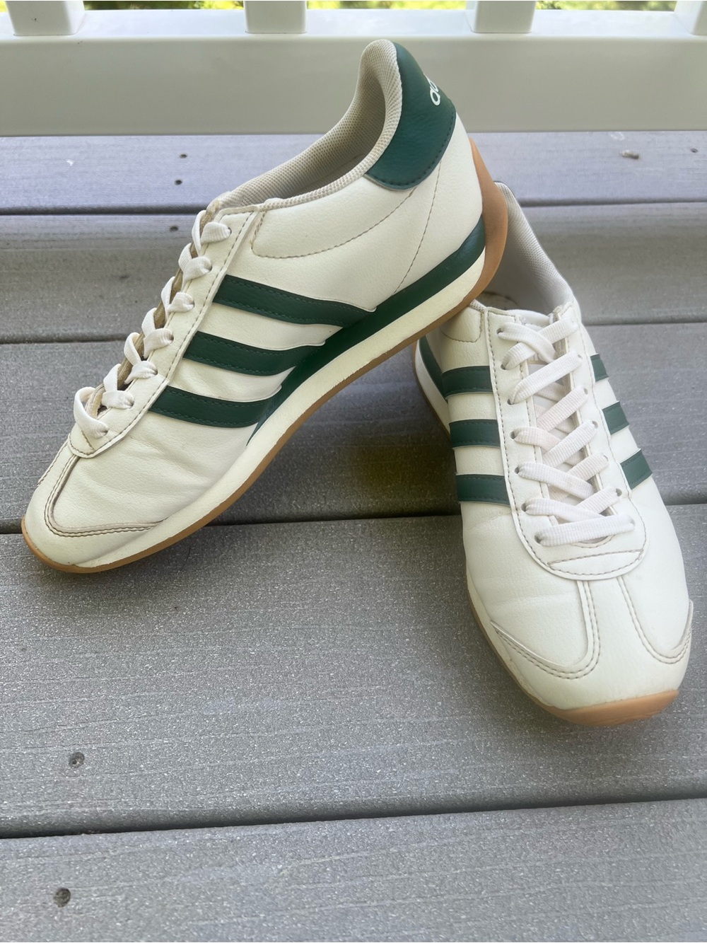 Adidas White and Green Casual Leather Sneakers 7 - Picture 4 of 9